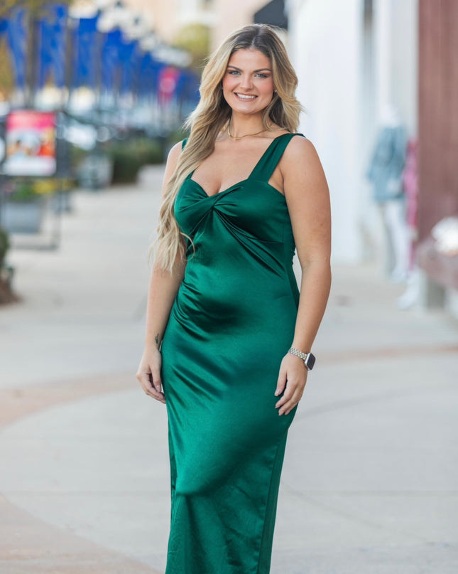 Evergreen Elegance Dress - Hunter Green