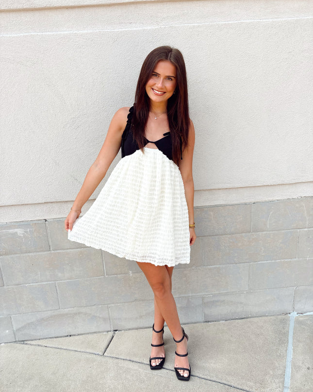 Baby I'm Yours Dress - White/Black