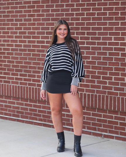 The Greyson Puff Sleeve Sweater - Black/White