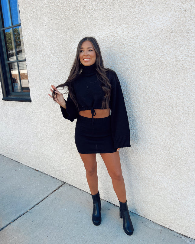 A Simple Set - Black